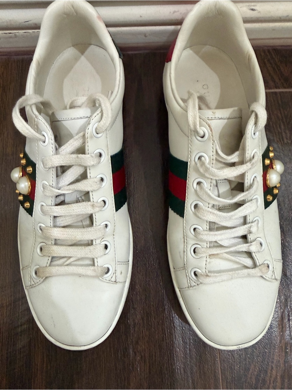 Gucci White Leather Sneakers with Green and Red Web & Pearl Accents